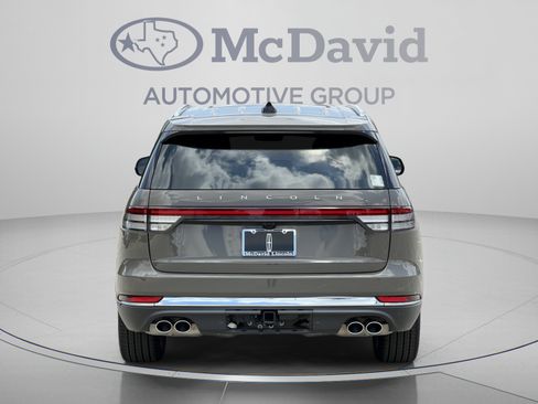 New 2025 Lincoln Aviator Reserve w/ Illumination Package RWD image 6