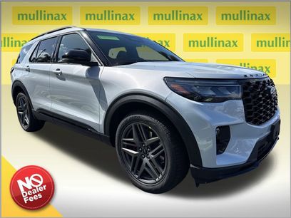 New 2026 Ford Explorer ST w/ Sun And Sound Package