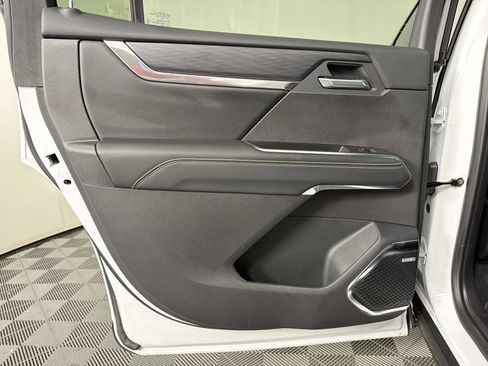 New 2025 GMC Acadia Elevation w/ Elevation Premium Package image 42