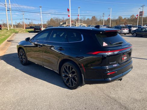 Used 2025 Toyota Crown Signia Limited image 5