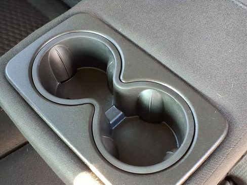 Used 2019 GMC Acadia SLE FWD image 34