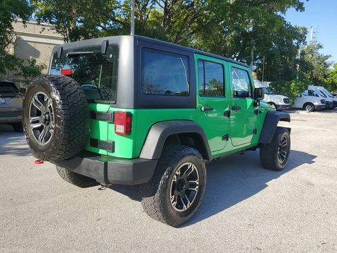 Used 2015 Jeep Wrangler Unlimited Sport w/ Connectivity Group AWD/4WD image 8