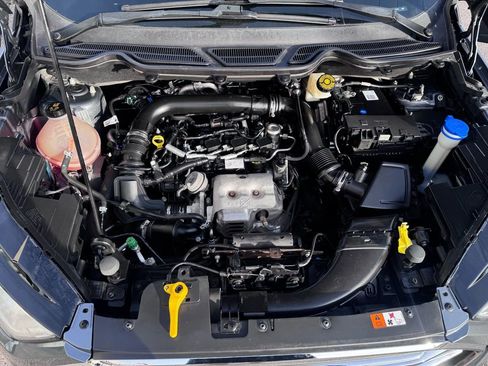 Used 2018 Ford EcoSport Titanium image 39