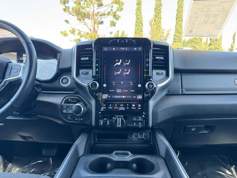 Used 2024 RAM 1500 Big Horn AWD/4WD image 15