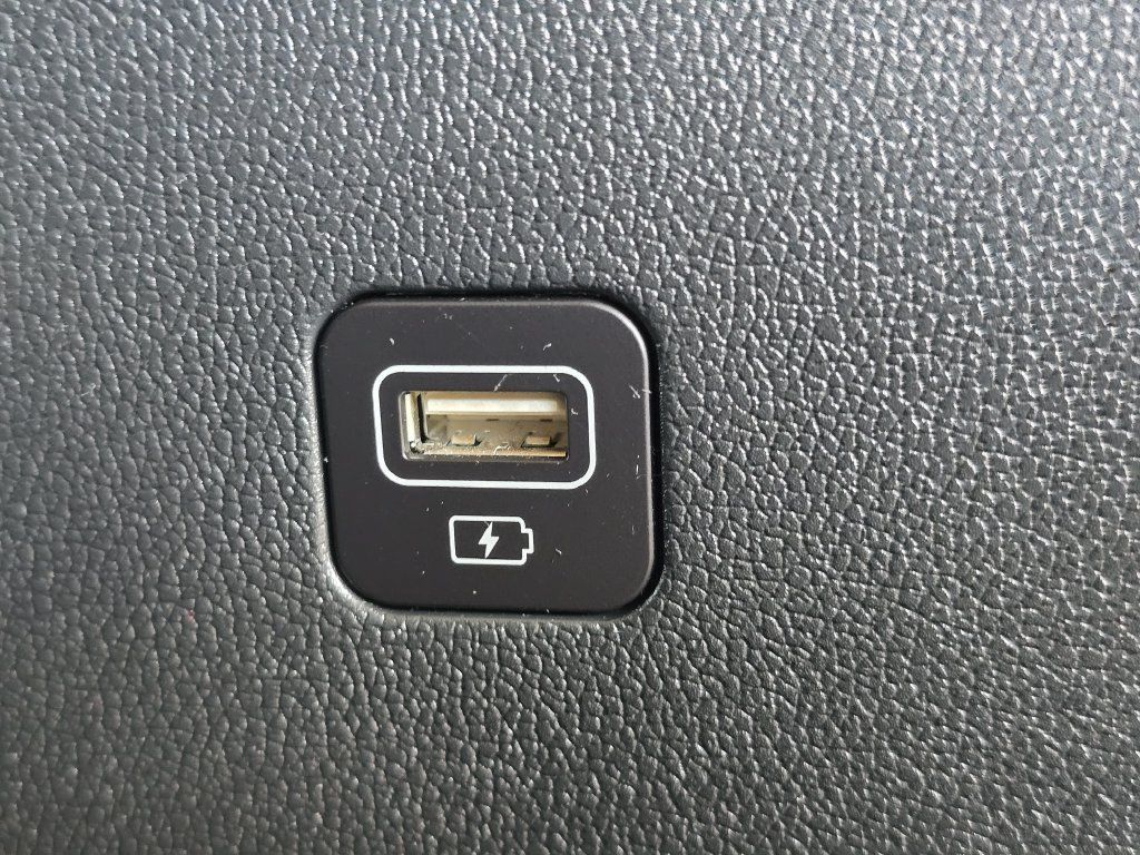 Used 2023 Kia Sorento S w/ Panoramic Sunroof Package FWD image 15