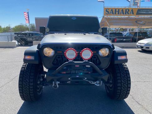 Used 2019 Jeep Wrangler Unlimited Sport S AWD/4WD image 2
