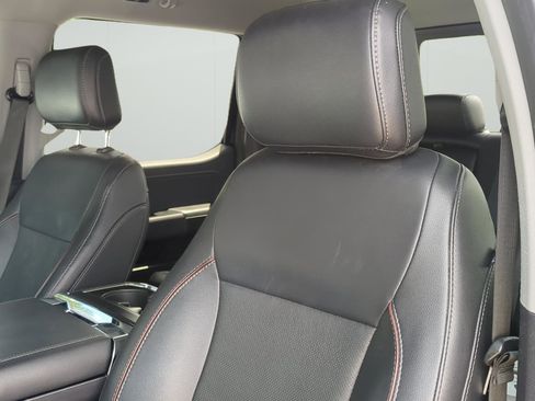 Used 2022 Ford F150 Lariat AWD/4WD image 9