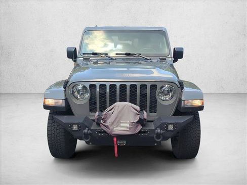 Used 2021 Jeep Gladiator Sport AWD/4WD image 2