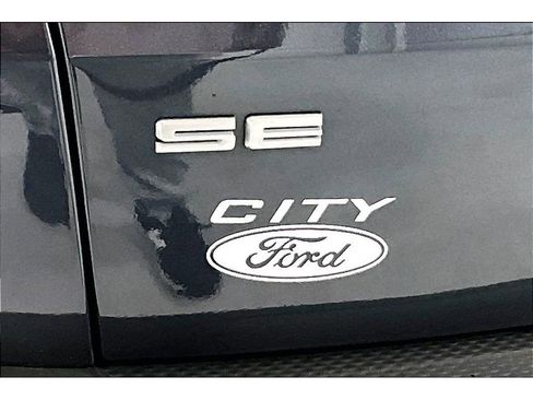 Used 2022 Ford Escape SE w/ Convenience Package image 9