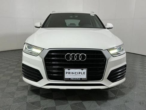 Used 2018 Audi Q3 2.0T Premium w/ Convenience Package FWD image 3
