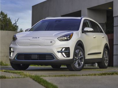Used 2022 Kia Niro EX Premium w/ Cold Weather Package
