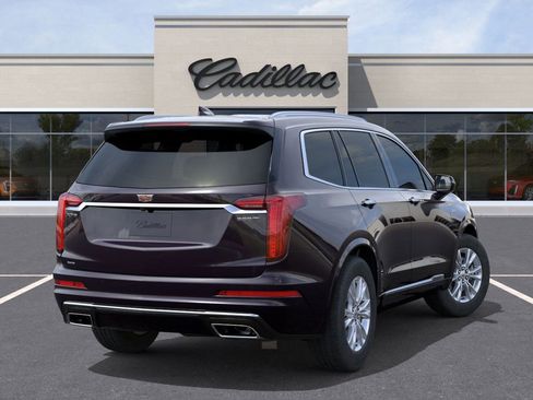 New 2025 Cadillac XT6 Luxury image 4