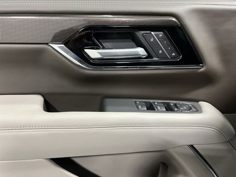 New 2025 GMC Yukon Elevation w/ LPO, Floor Liner Package image 23