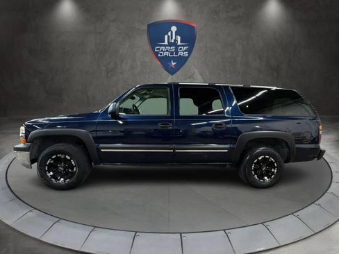 Used 2004 Chevrolet Suburban LS RWD image 2