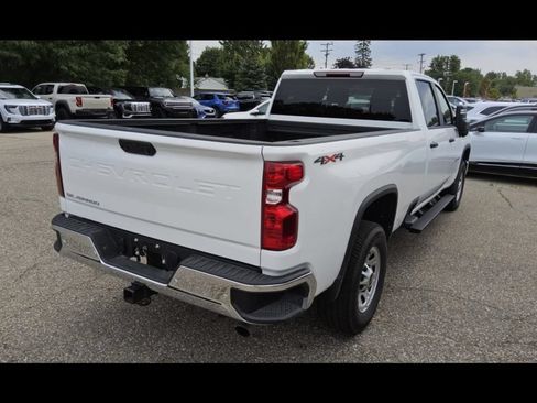 Used 2025 Chevrolet Silverado 3500 W/T AWD/4WD image 6