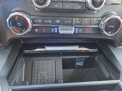 New 2025 Ford F250 Lariat w/ Lariat Ultimate Package image 16