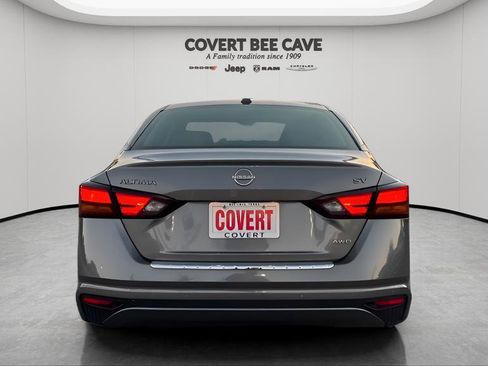 Used 2023 Nissan Altima 2.5 SV image 8