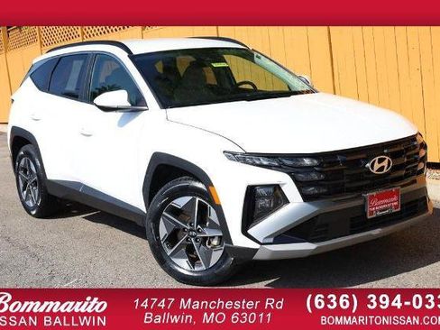 Used 2025 Hyundai Tucson SEL AWD/4WD image 1