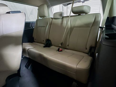 Used 2024 Ford Expedition Max XLT image 29