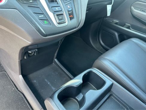 Used 2019 Honda Odyssey EX-L image 15