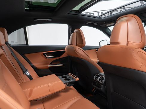 Certified 2023 Mercedes-Benz C 300 4MATIC Sedan image 23