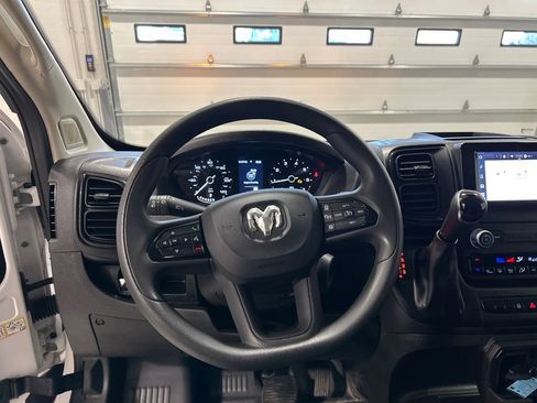 Used 2025 RAM ProMaster 2500 w/ Convenience Group FWD image 25