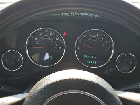 Used 2014 Jeep Wrangler Sport w/ Connectivity Group AWD/4WD image 8
