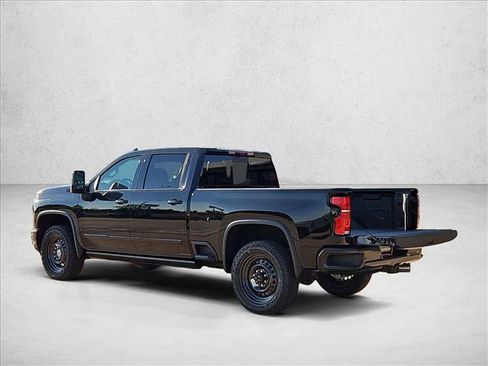 New 2026 Chevrolet Silverado 2500 High Country w/ Midnight Edition AWD/4WD image 9