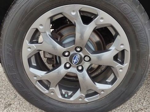 Used 2022 Subaru Crosstrek 2.5i Sport w/ Moonroof Package image 25