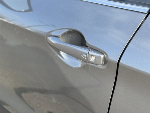 Used 2019 Nissan Rogue Sport SV w/ All-Weather Package image 12