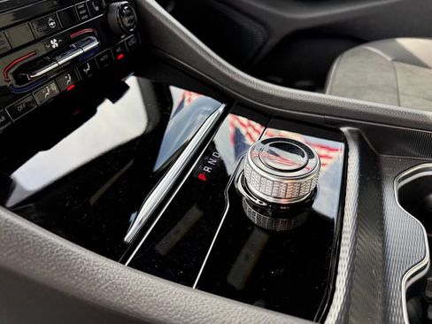 New 2025 Jeep Grand Cherokee Altitude image 24