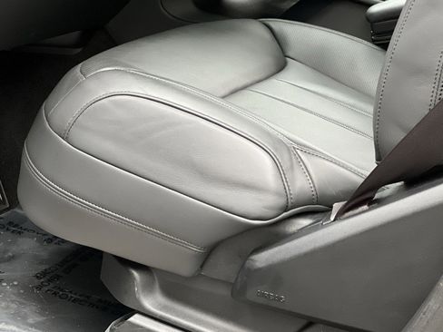 Used 2024 Land Rover Range Rover Sport Dynamic SE image 12