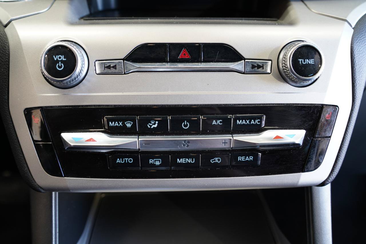 Used 2022 Ford Explorer XLT RWD image 22