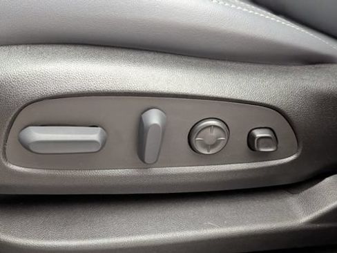 Used 2022 Buick Enclave Premium w/ Experience Buick Package AWD/4WD image 23