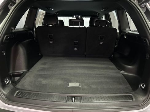 Used 2024 Jeep Grand Cherokee Altitude image 24