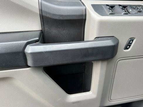 Used 2018 Ford F150 XL w/ Equipment Group 101A Mid image 10