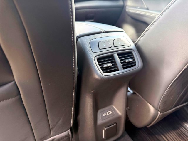 Used 2023 Buick Envision Avenir AWD/4WD image 15