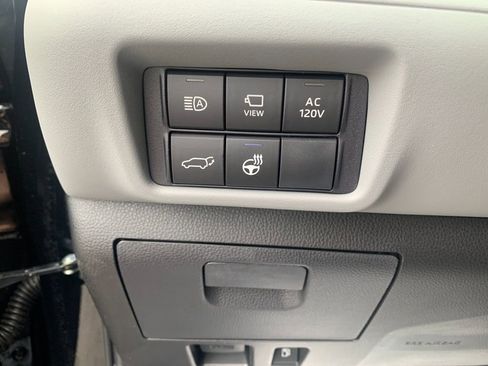 New 2026 Toyota Highlander Limited AWD/4WD image 33