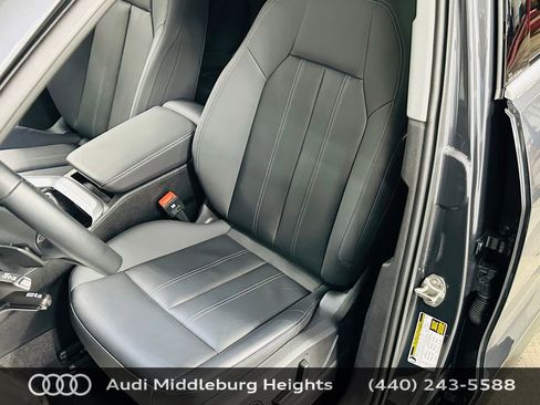 Certified 2025 Audi Q5 Premium AWD/4WD image 24