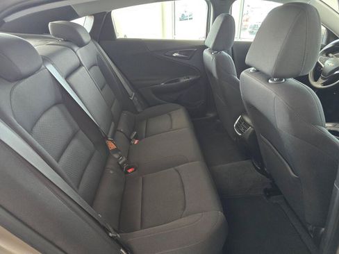 Used 2024 Chevrolet Malibu LT FWD image 40
