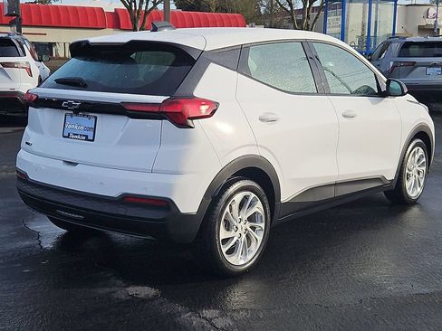 New 2027 Chevrolet Bolt LT w/ Comfort Package FWD image 6