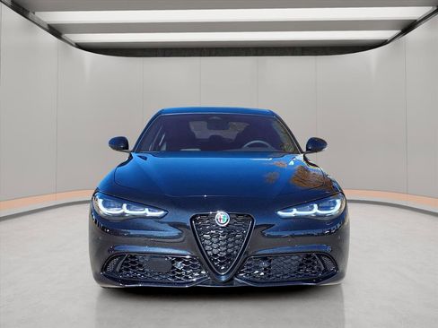 New 2025 Alfa Romeo Giulia w/ Veloce Package Rwd image 2