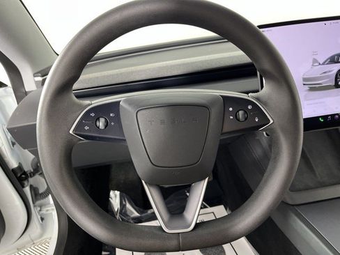 Used 2024 Tesla Model 3 Standard Range RWD image 17