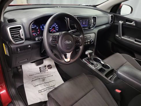 Used 2019 Kia Sportage LX FWD image 17
