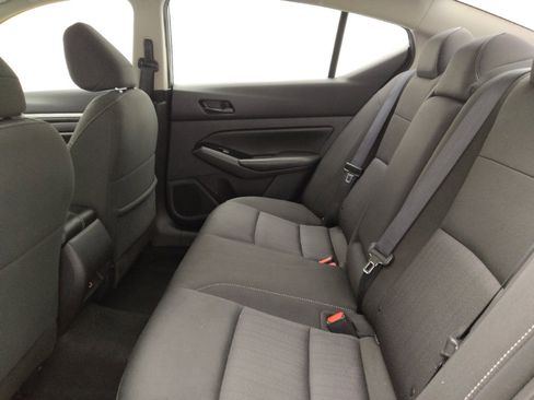 Used 2023 Nissan Altima 2.5 SV image 18