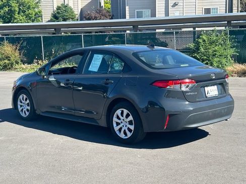Used 2024 Toyota Corolla LE FWD image 7