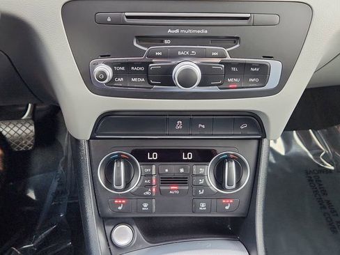 Used 2018 Audi Q3 2.0T Premium w/ Convenience Package image 41