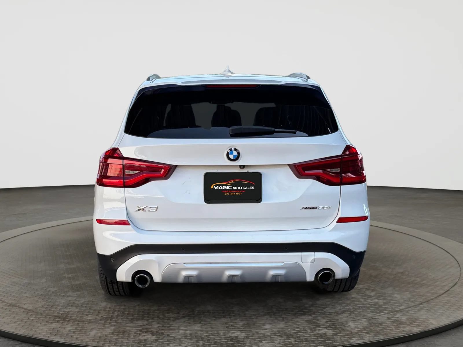 Used 2018 BMW X3 xDrive30i w/ Convenience Package AWD/4WD image 9