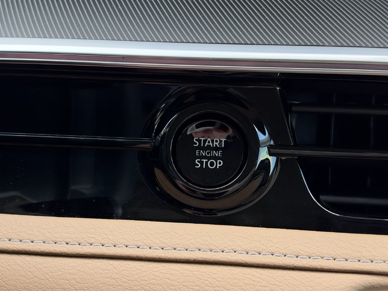 New 2027 INFINITI QX80 Luxe RWD image 18
