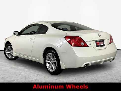 Used 2013 Nissan Altima 2.5 S FWD image 4
